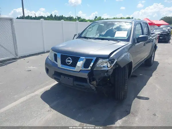 1N6AD0ER6KN787703 — 2019 Nissan Navara (Frontier), фото 2 с аукциона IAAI 12.10.2026, Передняя часть слева