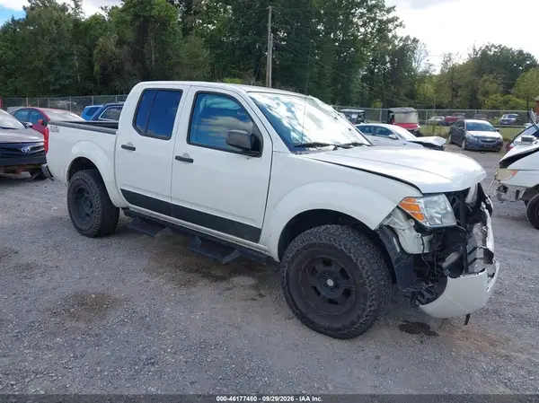 1N6AD0EV4KN727383 — 2019 Nissan Navara (Frontier), Передняя часть (Front End), фото до ремонта