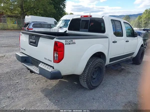 1N6AD0EV4KN727383 — 2019 Nissan Navara (Frontier), фото 4 с аукциона IAAI, Передняя часть