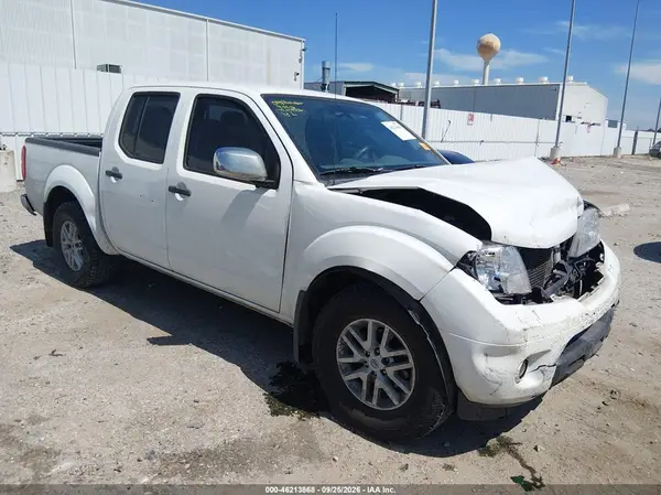 1N6DD0ER7KN719536 — 2019 Nissan Navara (Frontier), Передняя часть (Front End), фото до ремонта