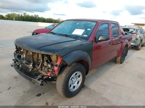 1N6ED0EA3LN717489 — 2020 Nissan Navara (Frontier), фото 2 с аукциона IAAI, Передняя часть