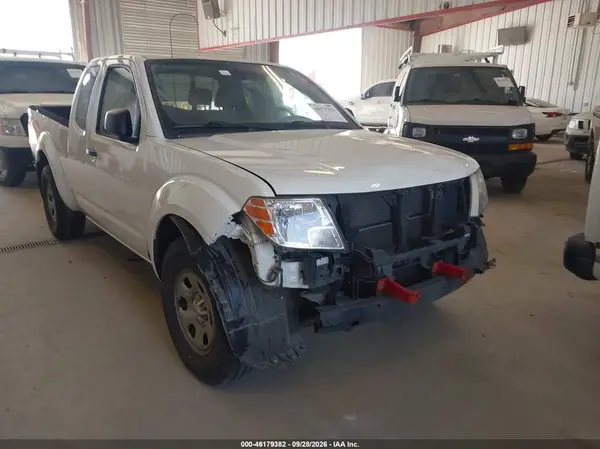 1N6ED0CE6MN705411 — 2021 Nissan Navara (Frontier), Передняя часть (Front & Rear), фото до ремонта