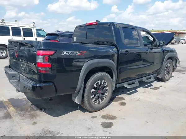 1N6ED1EJ3PN639775 — 2023 Nissan Navara (Frontier), фото 4 с аукциона IAAI, Передняя часть