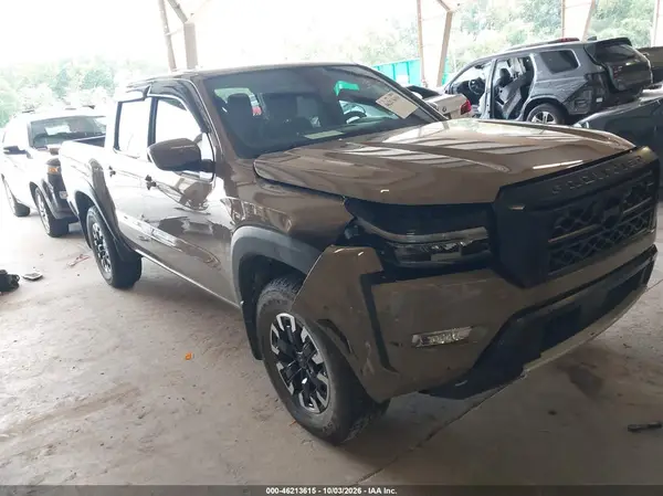 1N6ED1EK4RN661117 — 2024 Nissan Navara (Frontier), Передняя часть (Front End), фото до ремонта