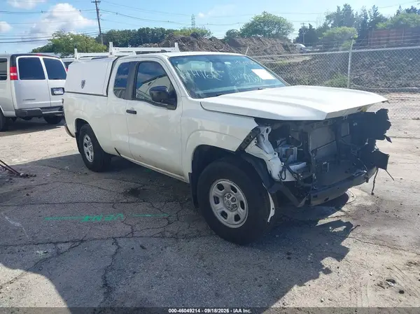 1N6ED1CL4SN640849 — 2025 Nissan Navara (Frontier), Передняя часть (Front End), фото до ремонта