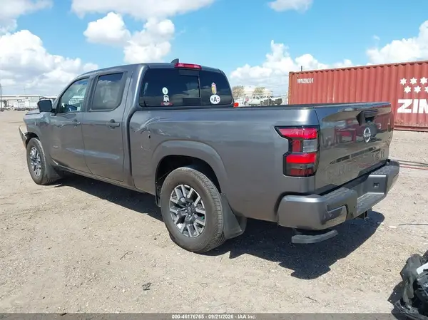1N6ED1FJ7SN618645 — 2025 Nissan Navara (Frontier), фото 3 с аукциона IAAI, Передняя часть