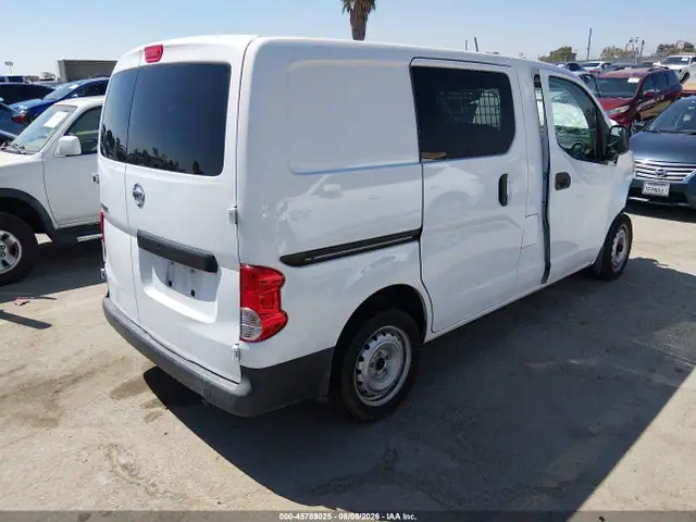 3N6CM0KN7MK699956 — 2021 Nissan NV200 Cargo S Xtronic Cvt, фото 4 с аукциона IAAI 30.09.2026, Передняя часть