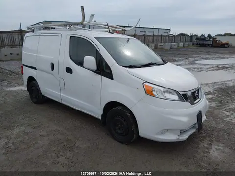3N6CM0KN8HK696697 — 2017 Nissan NV200 S/SV, Передняя часть (Front), фото до ремонта