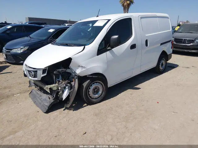 3N6CM0KN5FK719480 — 2015 Nissan NV200 S, фото 2 с аукциона IAAI 14.10.2026, Передняя часть