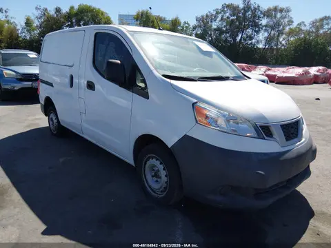 3N6CM0KN1FK728919 — 2015 Nissan NV200 S, Задняя часть слева (Left Rear), фото до ремонта