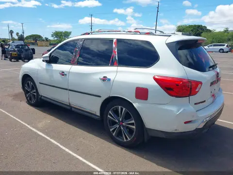 2017 Nissan Pathfinder Platinum VIN 5N1DR2MNXHC637055 фото 3