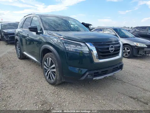 5N1DR3DF8NC261028 — 2022 Nissan Pathfinder Platinum, Задняя часть (Rear), фото до ремонта