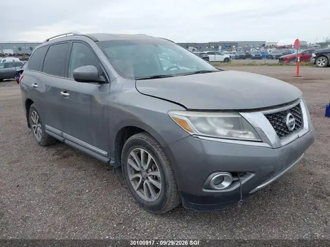 5N1AR2MM8FC672717 — 2015 Nissan Pathfinder S/SV/SL/Platinum, Град (Hail), фото до ремонта
