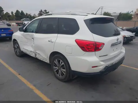 2017 Nissan Pathfinder S VIN 5N1DR2MM2HC623965 фото 3