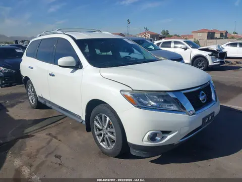 5N1AR2MN0GC669434 — 2016 Nissan Pathfinder SL, Задняя часть (Rear), фото до ремонта