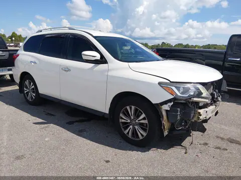 5N1DR2MN2HC698271 — 2017 Nissan Pathfinder SL, Передняя часть (Front End), фото до ремонта