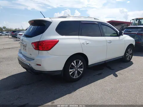 2017 Nissan Pathfinder Sl VIN 5N1DR2MN2HC698271 фото 4