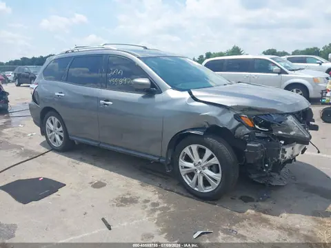 5N1DR2MN1JC607044 — 2018 Nissan Pathfinder SL, Передняя часть (Front End), фото до ремонта