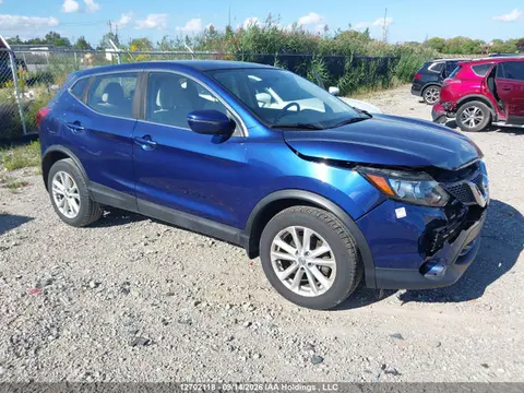 JN1BJ1CR1HW107057 — 2017 Nissan Qashqai S/SL/SV, Передняя часть (Front), фото до ремонта