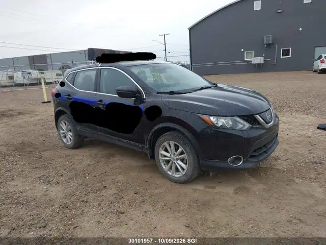 JN1BJ1CR3JW281038 — 2018 Nissan Qashqai S/SL/SV, Град (Hail), фото до ремонта