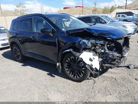 5N1BT3BB2TC795809 — 2026 Nissan Rogue Dark Armor, Передняя часть (Front End), фото до ремонта