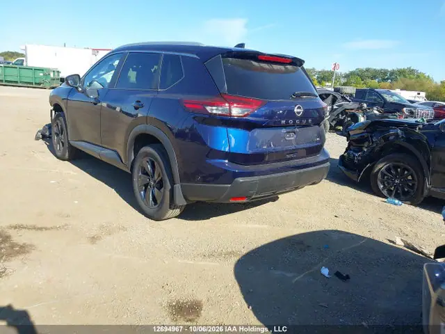 JN8BT3BB0TW381015 — 2026 Nissan Rogue Rock Creek AWD Cvt/SV Dark Armor/SV Moonroof AWD Cvt, фото 3 с аукциона IAAI 14.10.2026, Передняя часть