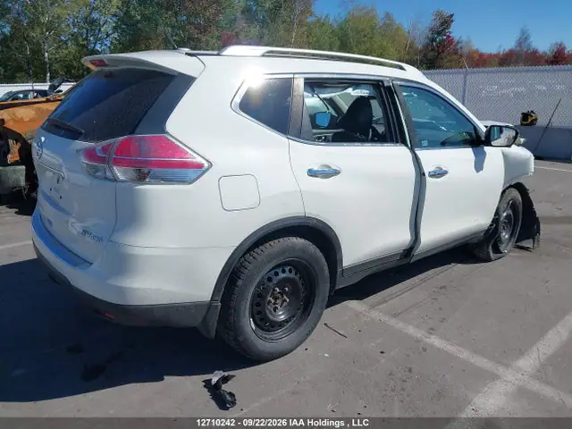 5N1AT2MV3GC780027 — 2016 Nissan Rogue S/SL Premium/SV, фото 4 с аукциона IAAI 14.10.2026, Передняя часть