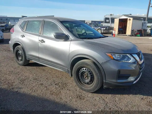 5N1AT2MT4JC749133 — 2018 Nissan Rogue S/SL, Град (Hail), фото до ремонта