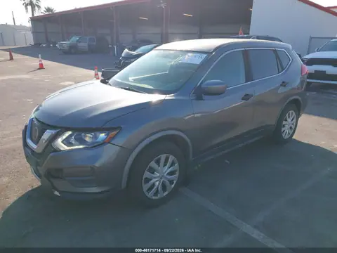 2017 Nissan ROGUE S VIN JN8AT2MT5HW408681 фото 2