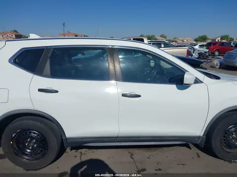 2018 Nissan ROGUE S VIN KNMAT2MT3JP618918 фото 13