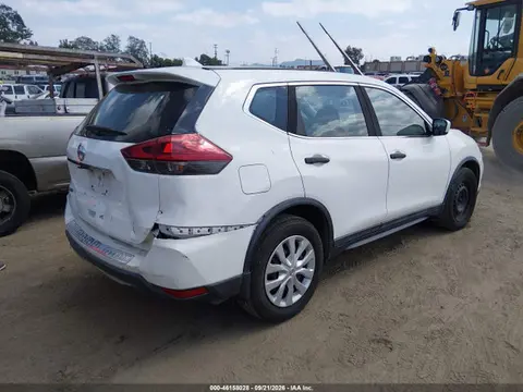 2018 Nissan ROGUE S VIN 5N1AT2MT9JC772777 фото 4