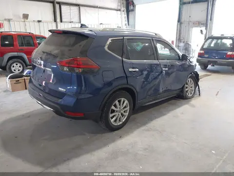 2019 Nissan ROGUE S VIN 5N1AT2MT4KC827797 фото 4