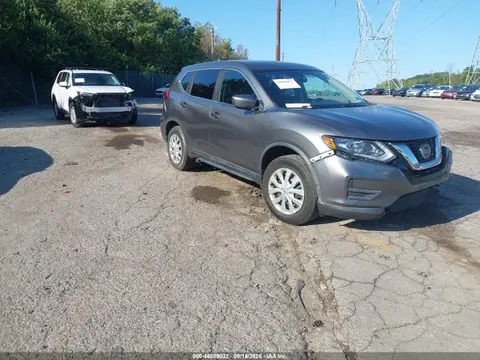 5N1AT2MV8KC808557 — 2019 Nissan Rogue S, Передняя часть (Front End), фото до ремонта