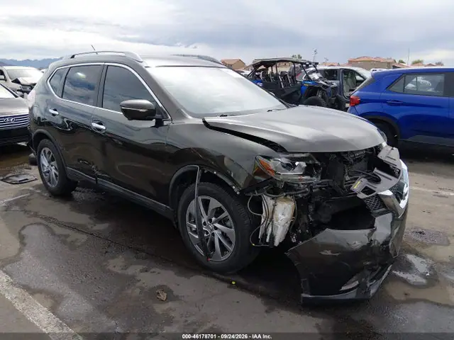 5N1AT2MT2FC866734 — 2015 Nissan Rogue SL, Передняя часть (Front End), фото до ремонта
