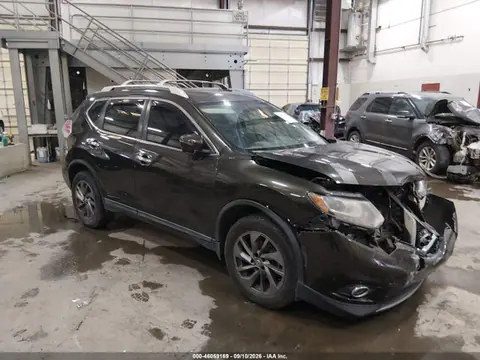 5N1AT2MV5GC866469 — 2016 Nissan Rogue SL, Передняя часть (Front End), фото до ремонта