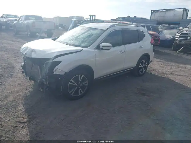 5N1AT2MT3HC860976 — 2017 Nissan Rogue SL, фото 2 с аукциона IAAI 29.09.2026, Передняя часть