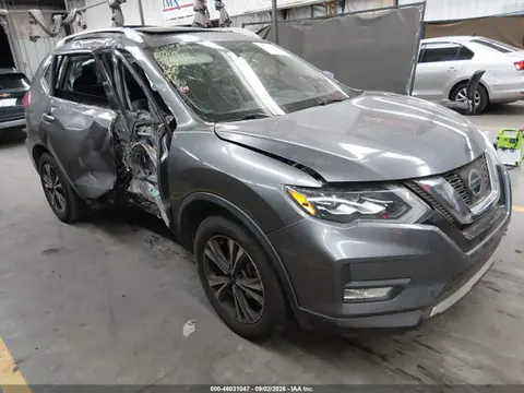 JN8AT2MT0HW152272 — 2017 Nissan Rogue SL, Правый бок (Right Side), фото до ремонта