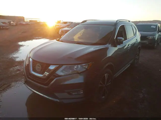 5N1AT2MT0JC810137 — 2018 Nissan Rogue SL, фото 2 с аукциона IAAI 13.10.2026, Естественный износ