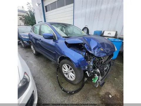 JN1BJ1CP5HW006909 — 2017 Nissan Rogue Sport S/SV/SL, Передняя часть (Front), фото до ремонта