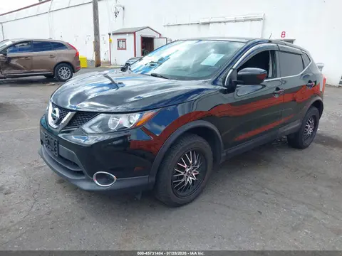 2017 Nissan Rogue Sport S VIN JN1BJ1CR5HW118756 фото 2