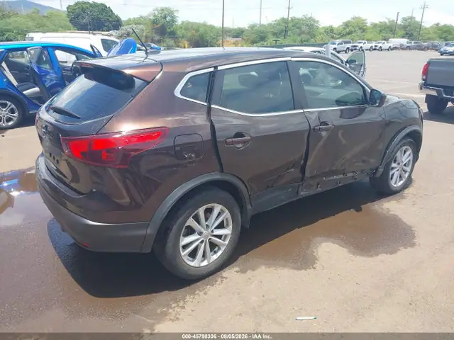 JN1BJ1CP5HW006988 — 2017 Nissan Rogue Sport S, фото 4 с аукциона IAAI 13.10.2026, Правый бок