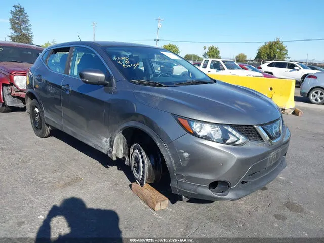 2018 Nissan Rogue Sport S VIN JN1BJ1CP9JW186871 фото 1