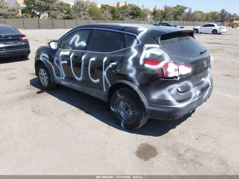 2019 Nissan Rogue Sport S VIN JN1BJ1CP0KW220777 фото 3