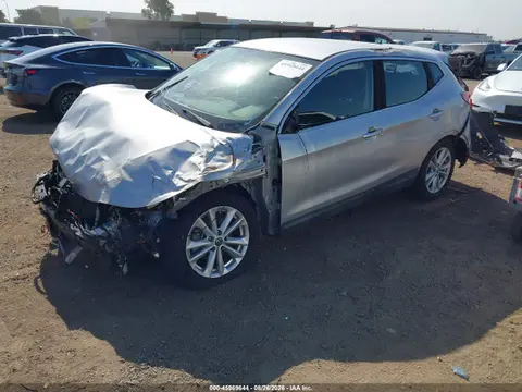 2019 Nissan Rogue Sport S VIN JN1BJ1CP2KW526976 фото 2