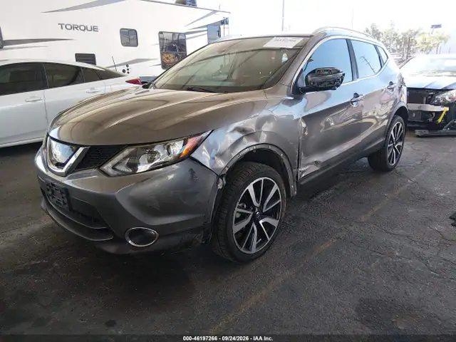 2017 Nissan Rogue Sport Sl VIN JN1BJ1CP5HW006005 фото 2