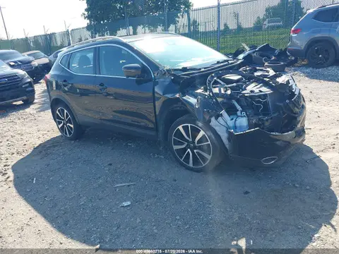 JN1BJ1CR1KW622437 — 2019 Nissan Rogue Sport SL, Передняя часть (Front End), фото до ремонта