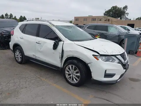 JN8AT2MT2LW011583 — 2020 Nissan Rogue SV FWD, Опрокидывание (Rollover), фото до ремонта