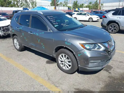 JN8AT2MT6LW017659 — 2020 Nissan Rogue SV FWD, Правый бок (Right Side), фото до ремонта