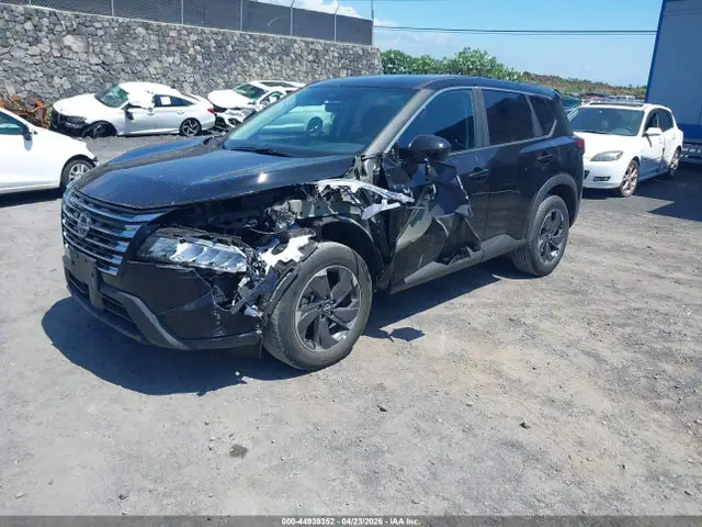 5N1BT3BA8SC815406 — 2025 Nissan Rogue SV FWD, фото 2 с аукциона IAAI 29.09.2026, Передняя часть слева