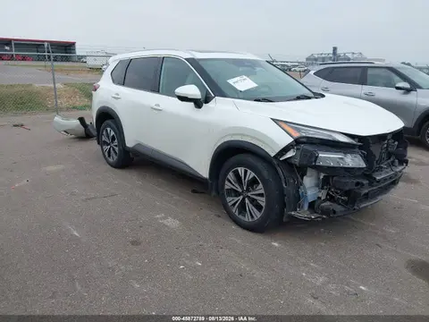5N1AT3BB2MC730987 — 2021 Nissan Rogue SV Intelligent AWD, Передняя часть (Front End), фото до ремонта
